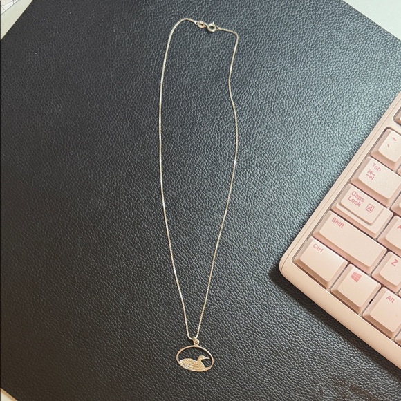 Jewelry - Delicate Silver Oval Pendant Necklace - Silver